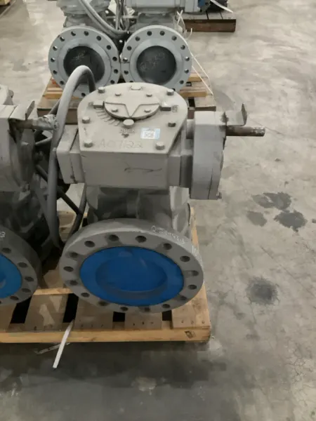 12 INCH 300 CLASS FIG 20 DELTA PLUG VALVE - Image 2