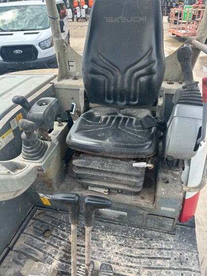 2019 Takeuchi TB240 Compact Excavator - Image 5