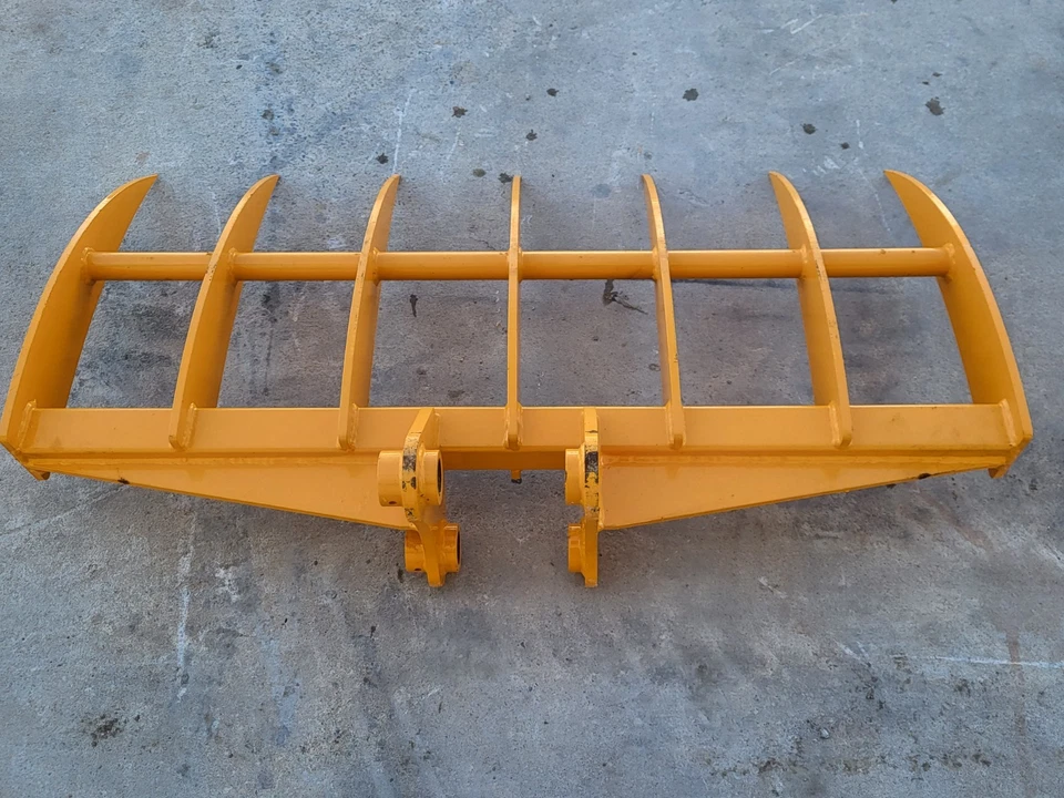 CAT 303 Heavy Duty Rake Attachment - Image 2
