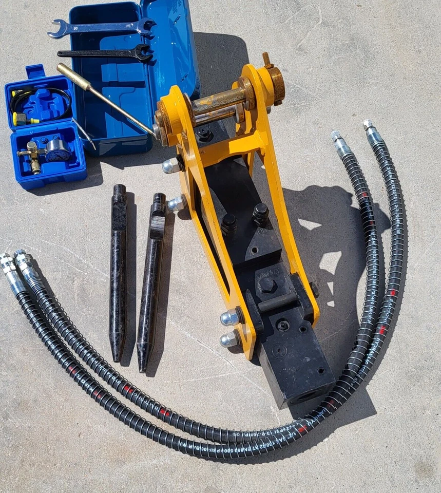 Hydraulic Hammer/Breaker Attachment with Two Chisels