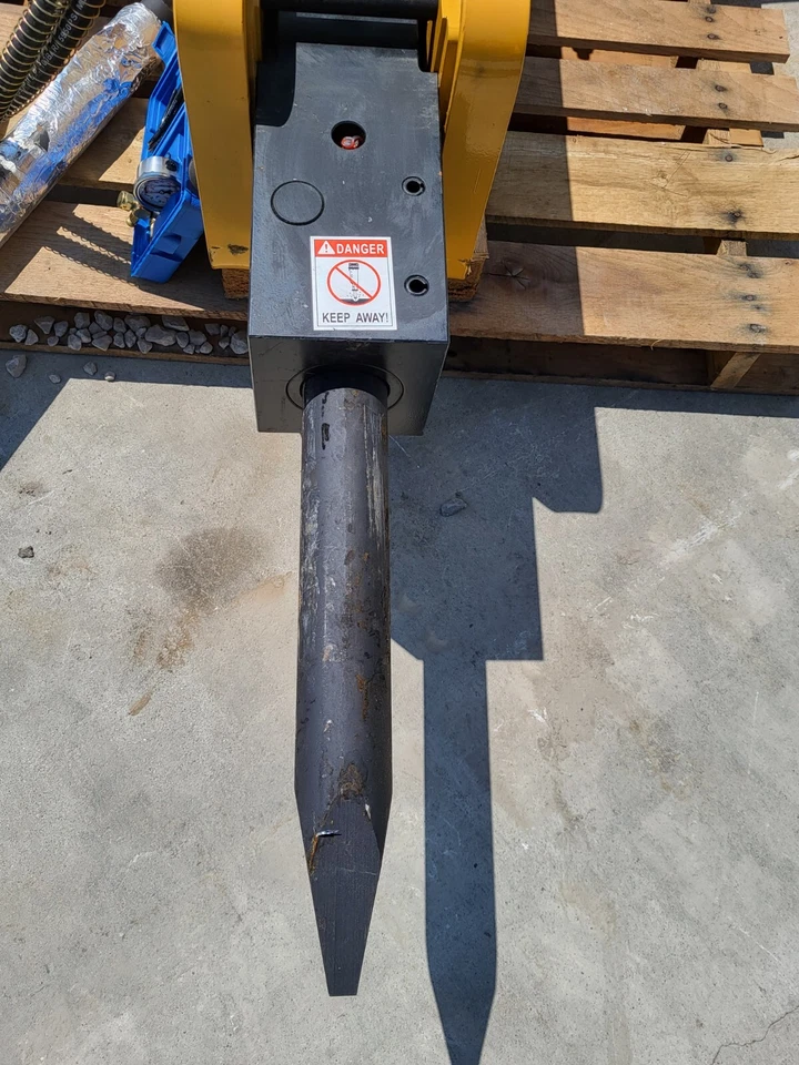 Agrotk 680 Hydraulic Hammer/Breaker - Image 5