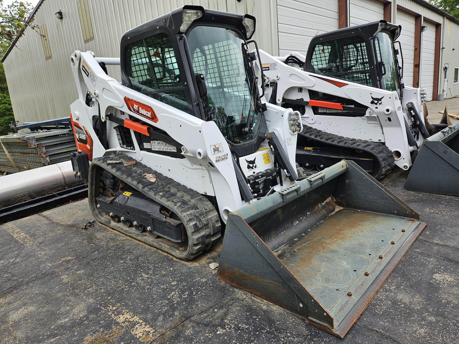 2021 Bobcat T595 Compact Track Loader - Image 2