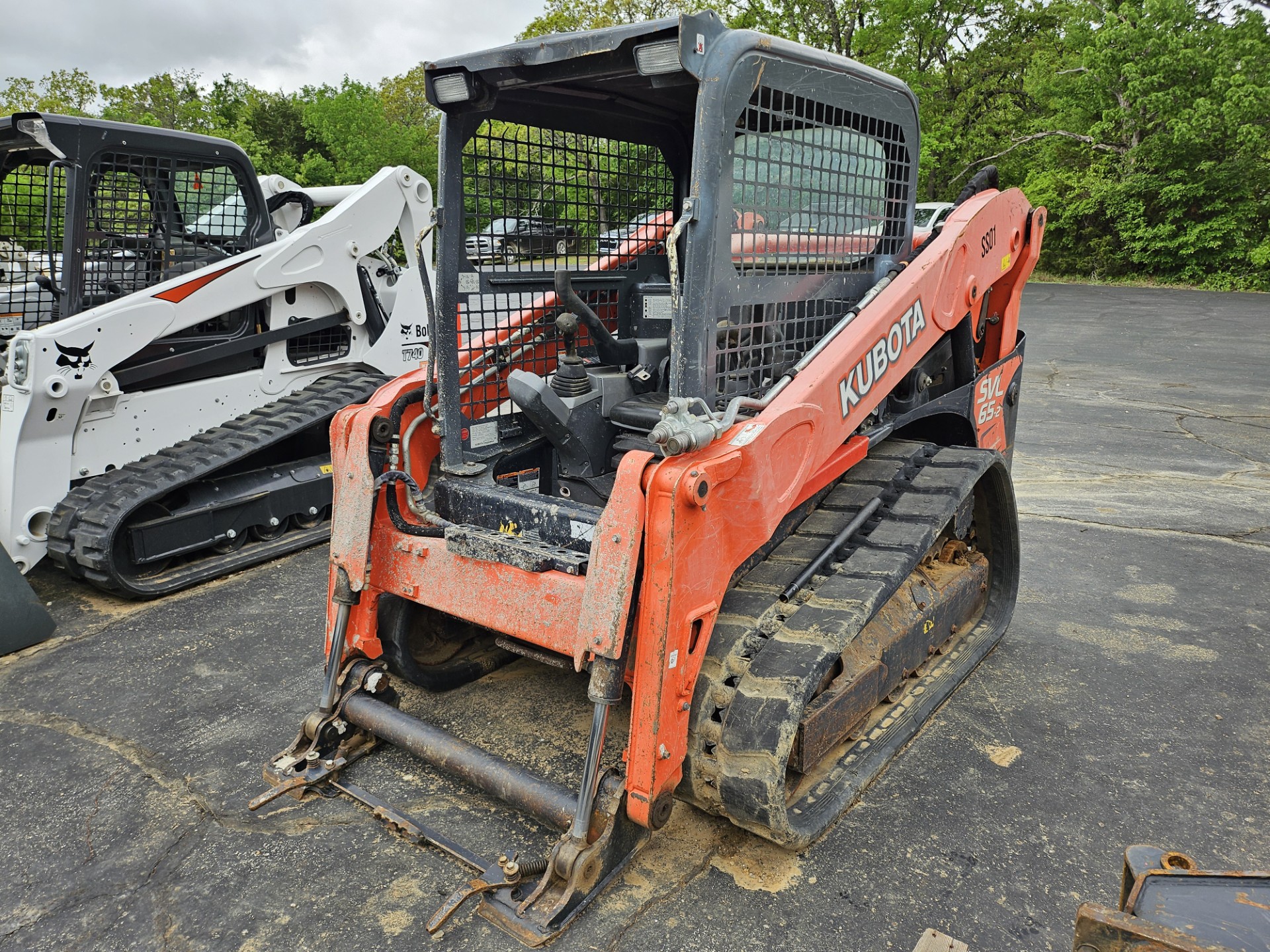 2020 Kubota SVL 65-2 Compact Track Loader - Image 2