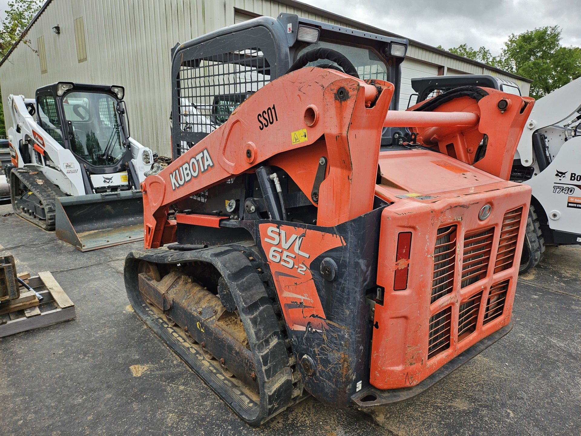 2020 Kubota SVL 65-2 Compact Track Loader - Image 4