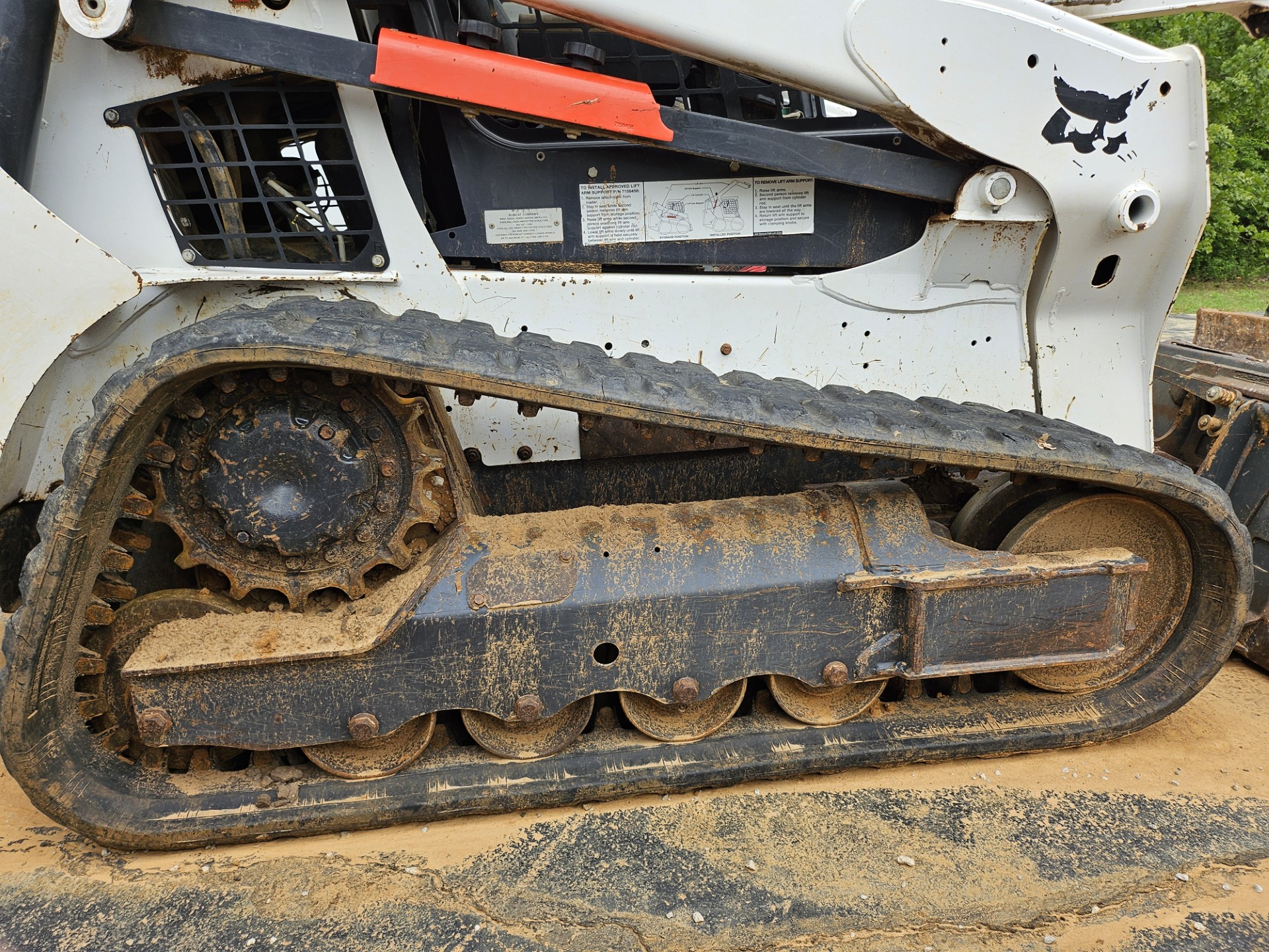 2019 Bobcat T595 Compact Track Loader - Image 6
