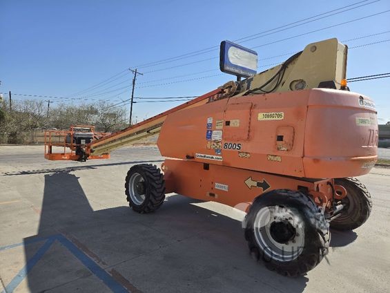 2018 JLG 800S Telescopic Boom Lift - Image 3