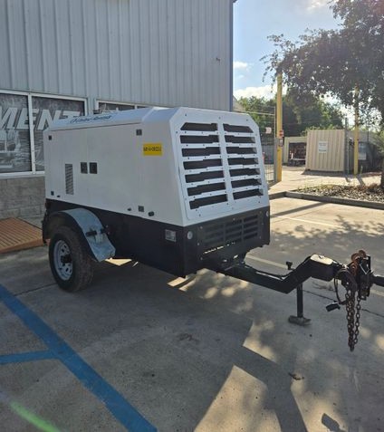 2019 Rotair D425T4F Portable Air Compressor