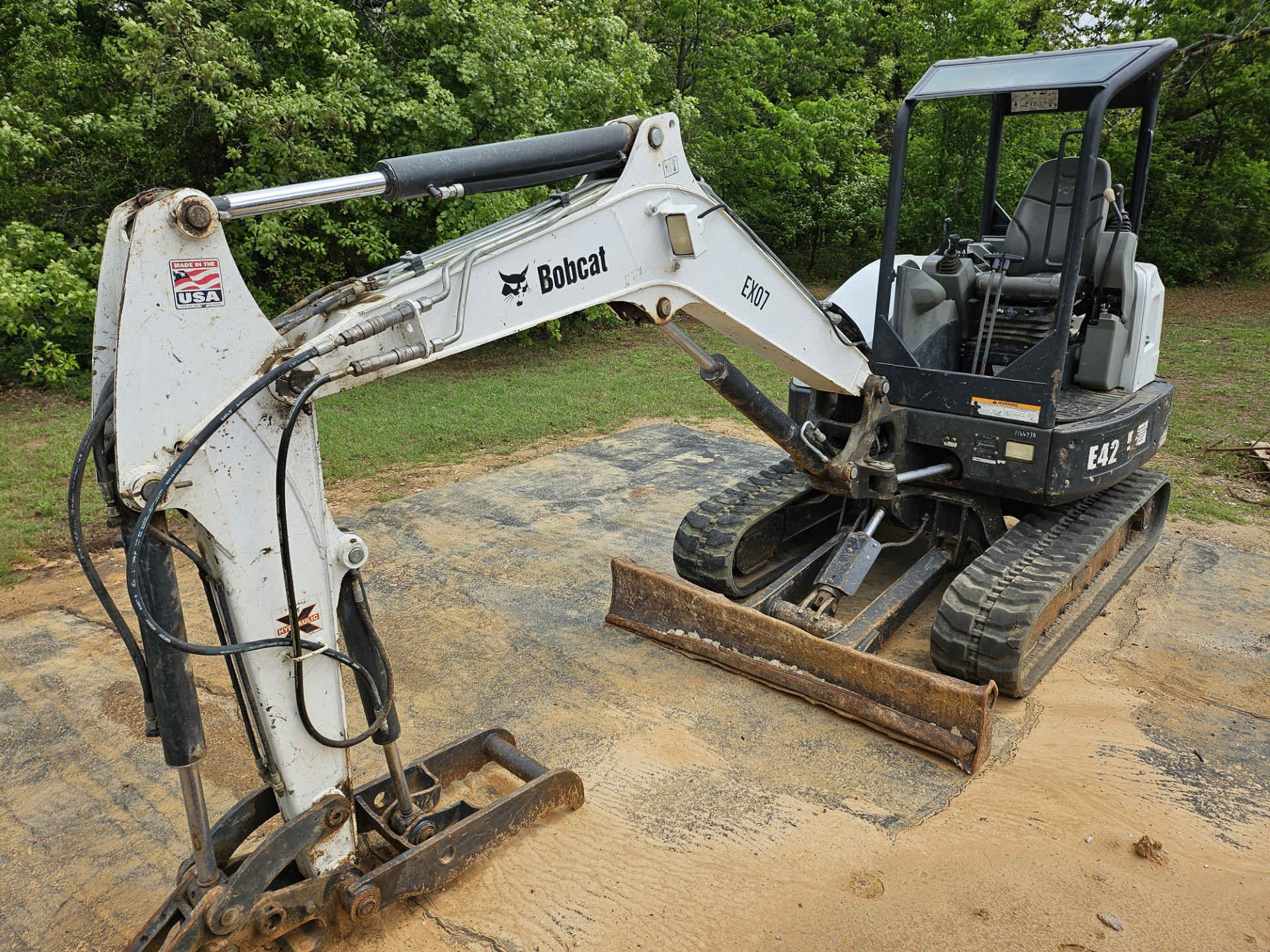2018 Bobcat E42 Mini Excavator - Image 2
