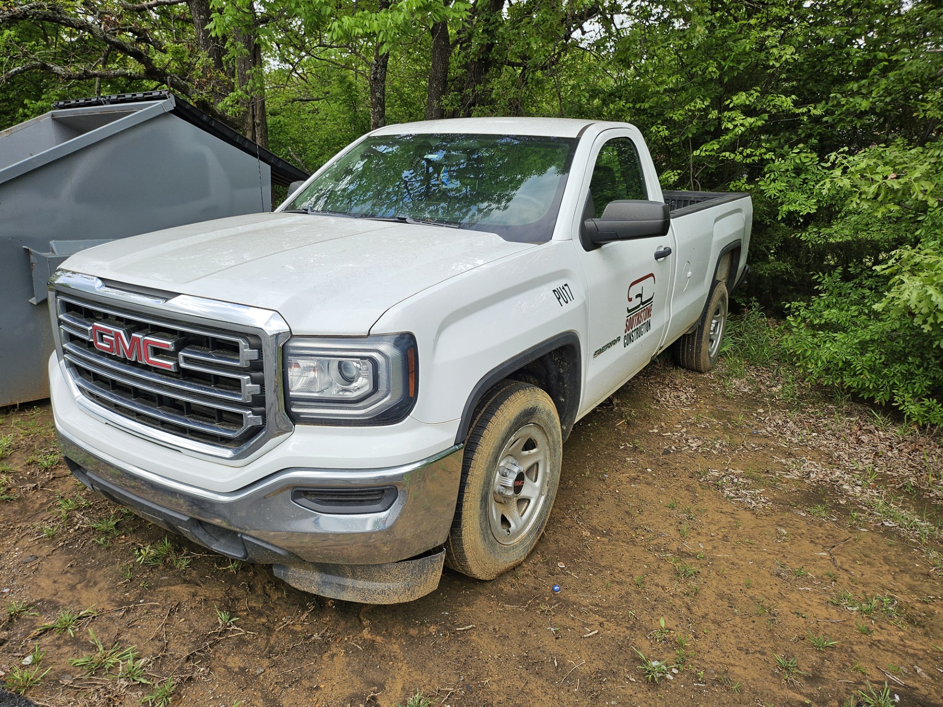 2018 GMC Sierra Pickup Truck - Image 2