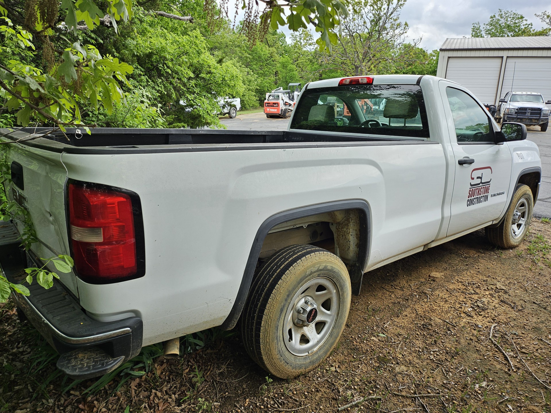2018 GMC Sierra Pickup Truck - Image 3