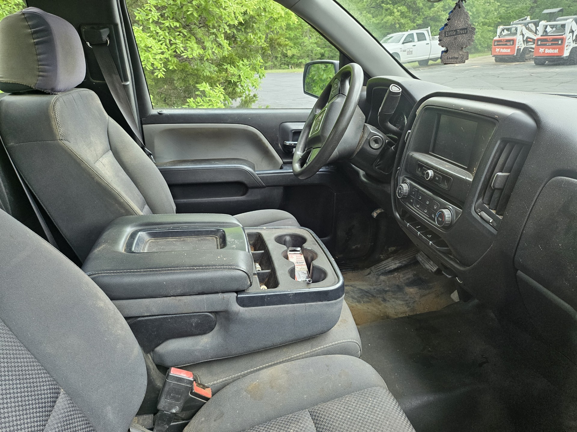 2018 GMC Sierra Pickup Truck - Image 4