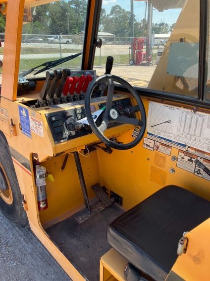 2012 Broderson IC-80-3J Carry Deck Crane - Image 5