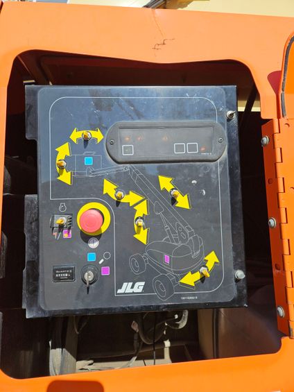 2018 JLG 860SJ Telescopic Boom Lift - Image 5