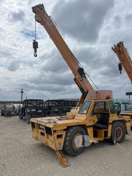 2018 JLG 860SJ Telescopic Boom Lift