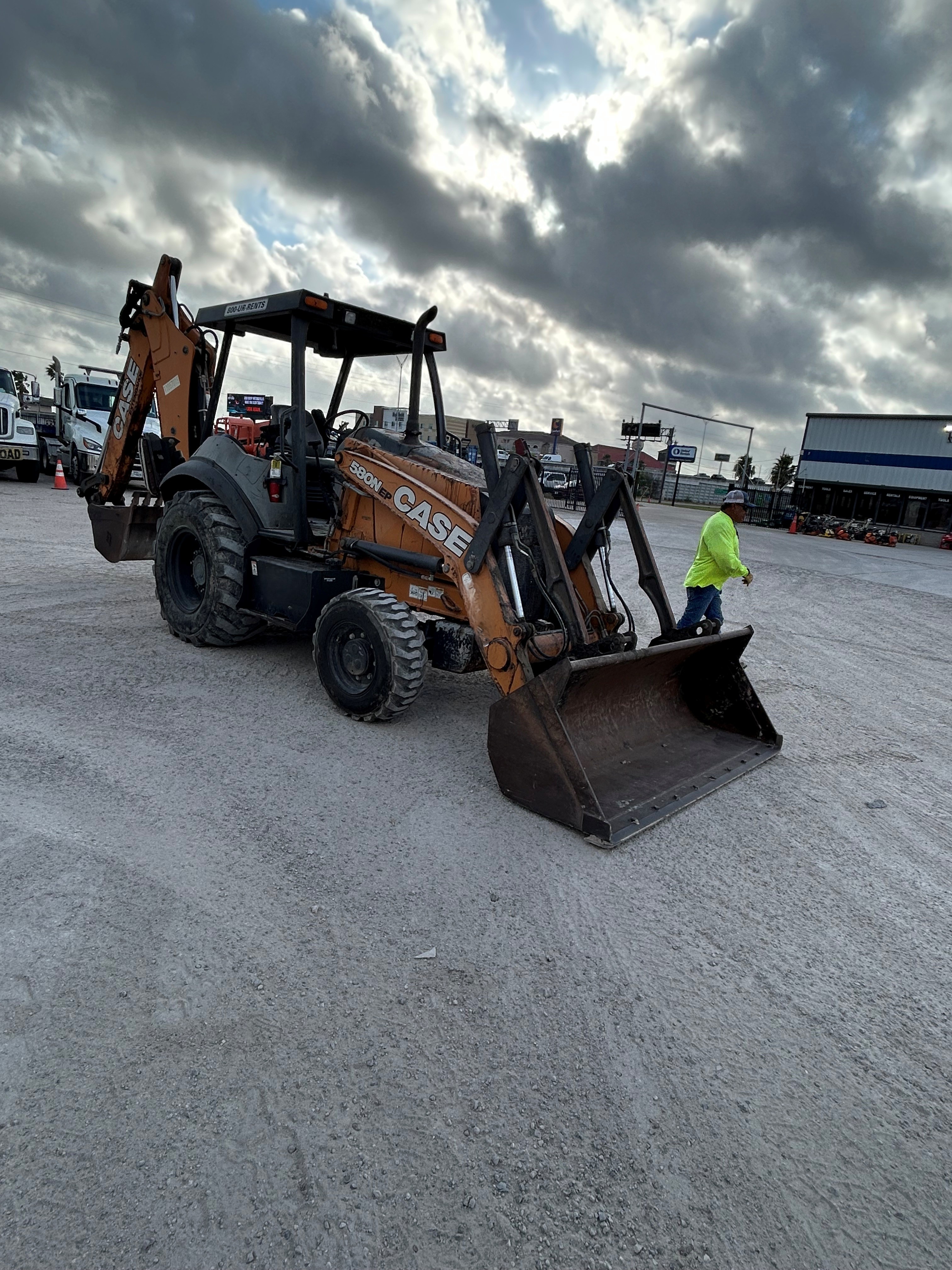 2020 Case 580N EP Backhoe Loader - Image 2