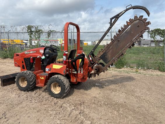 2018 Ditch Witch RT45 Trencher (32–50 HP Class) - Image 5