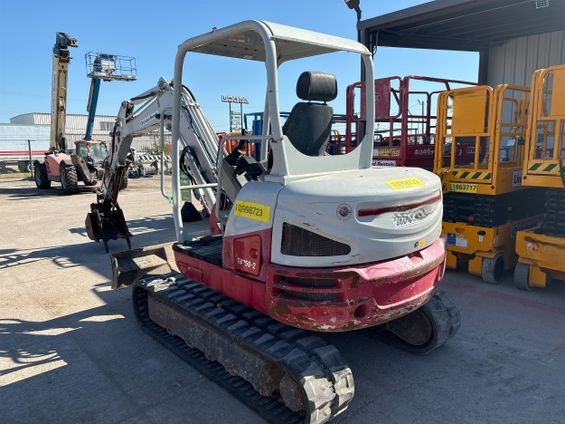 2019 Takeuchi TB250-2R Compact Excavator - Image 4