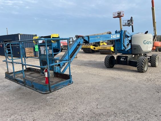 2017 Genie Z-62/40 Articulating Boom Lift