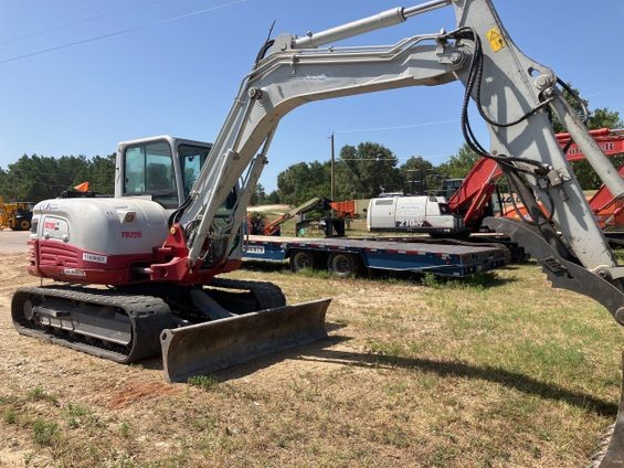 2019 Takeuchi TB290C Excavator