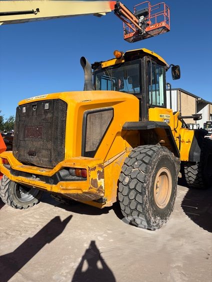 2019 JCB 437ZX Wheel Loader - Image 2