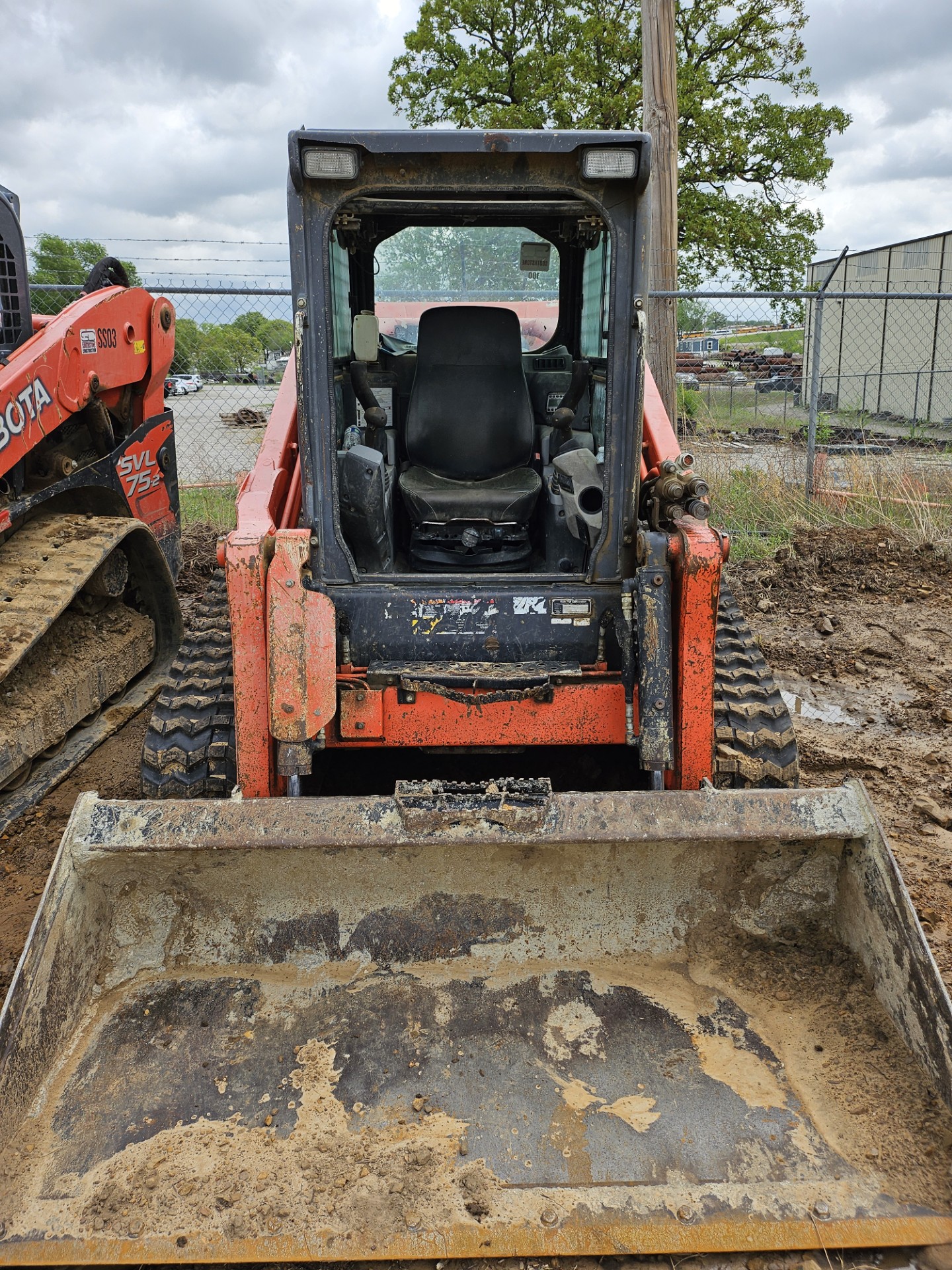 2019 Kubota SVL95-2SHFC Compact Track Loader - Image 4