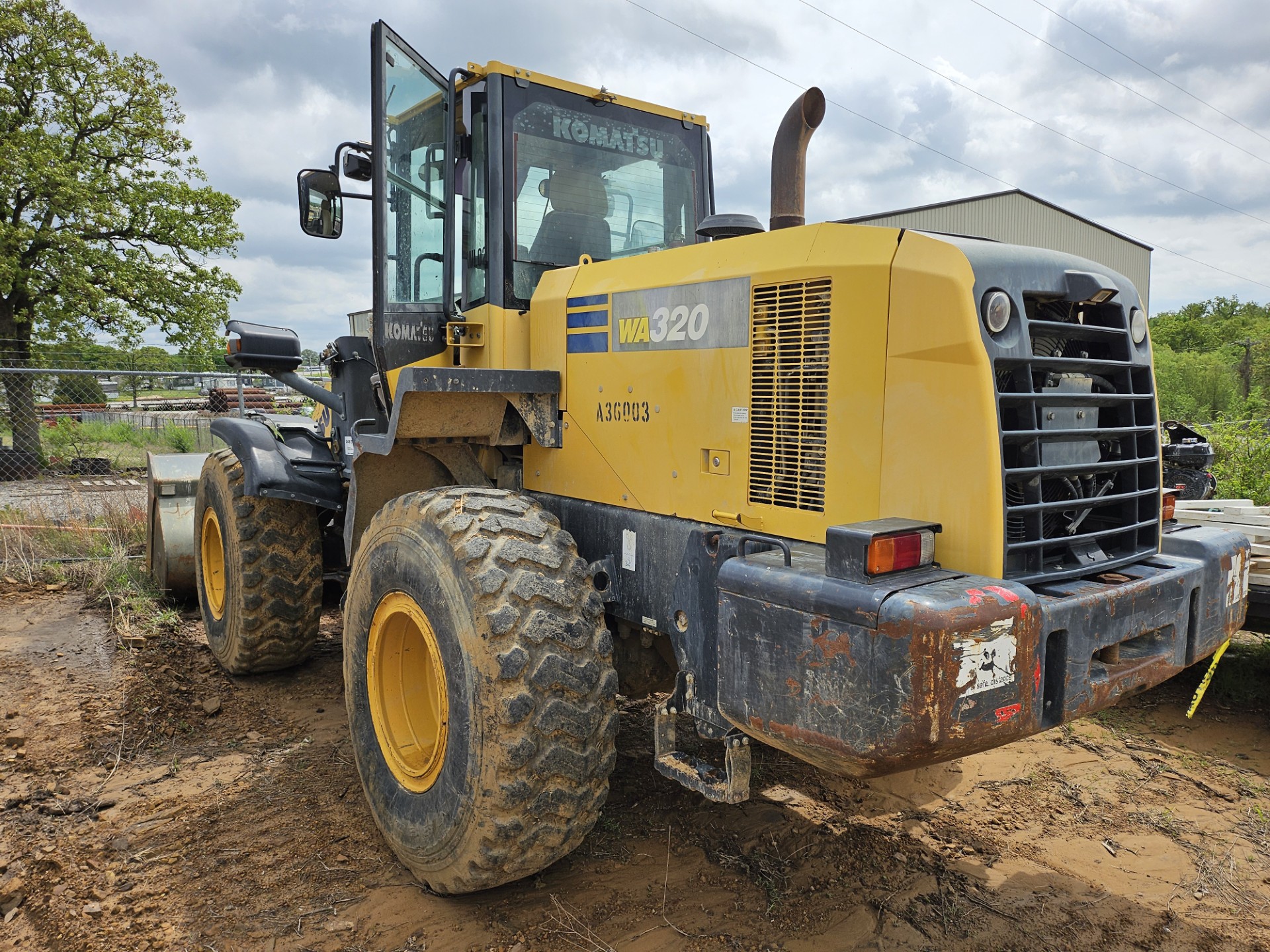2013 Komatsu WA320-7 Wheel Loader - Image 4