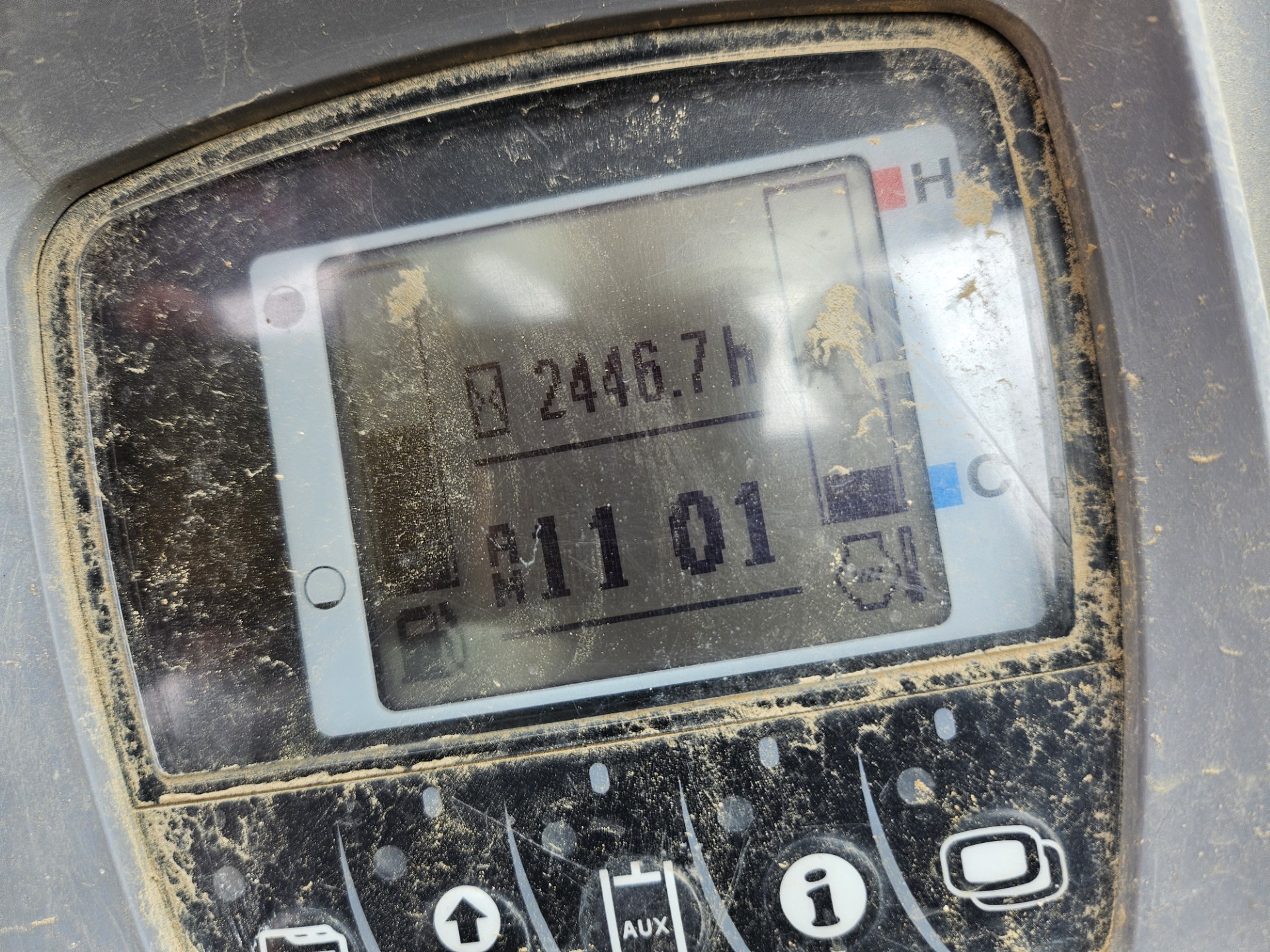 2019 Kubota KX040-4 Mini Excavator - Image 6