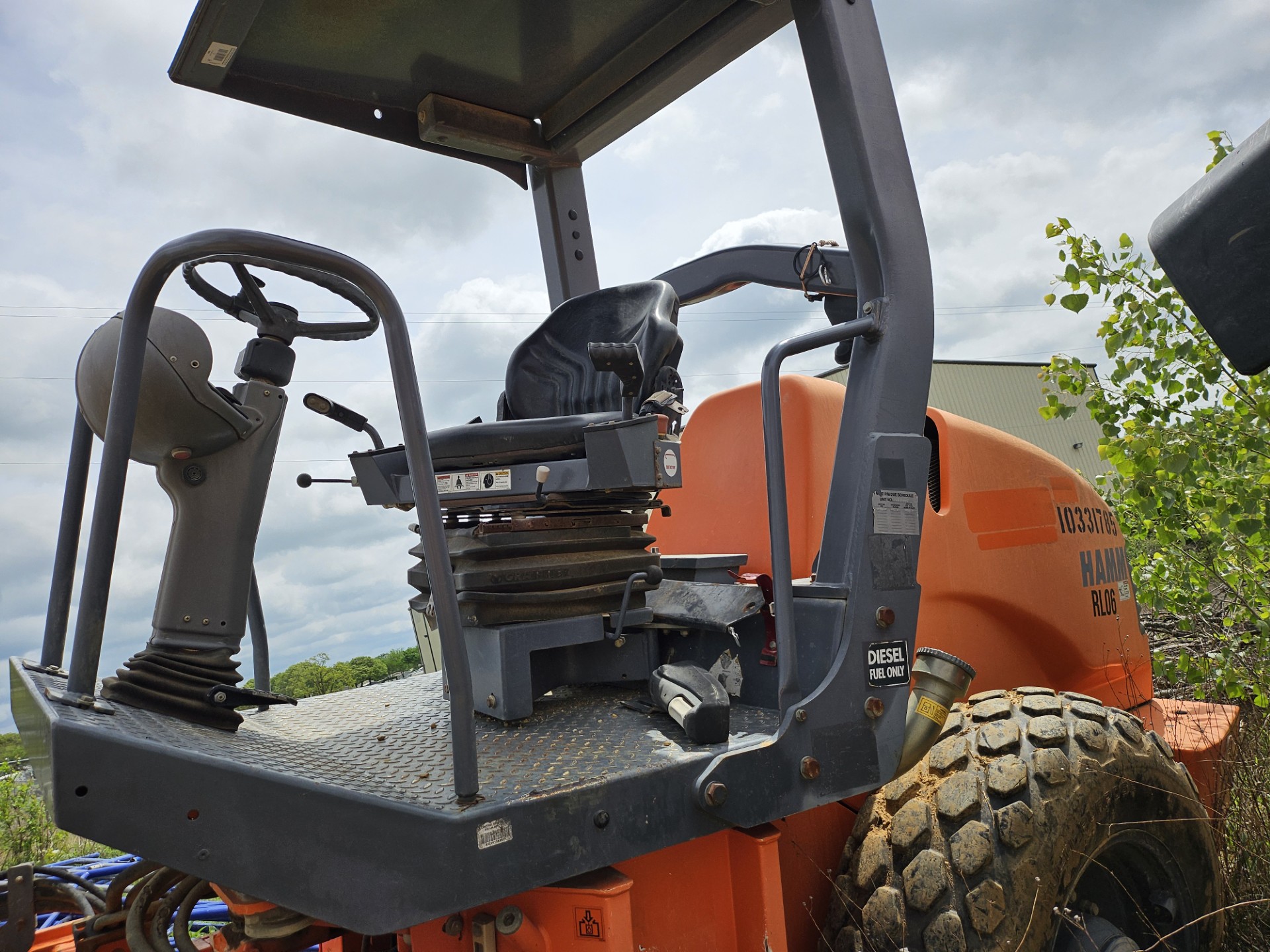 2014 Hamm 3307 Vibratory Compactor - Image 3