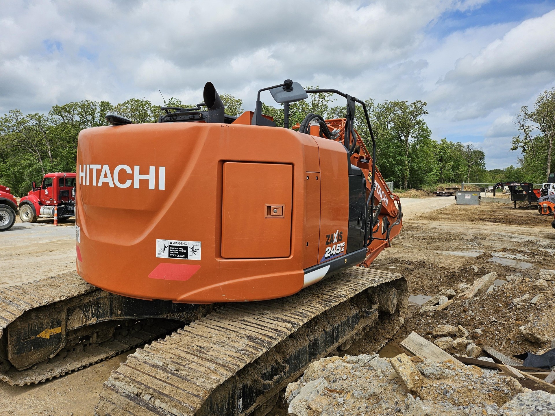 2019 Hitachi ZX245USLC-6N Tracked Excavator  - Image 5