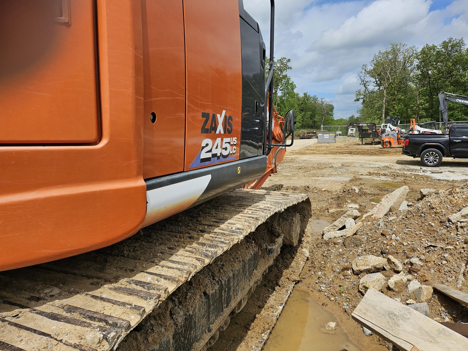 2019 Hitachi ZX245USLC-6N Tracked Excavator  - Image 6
