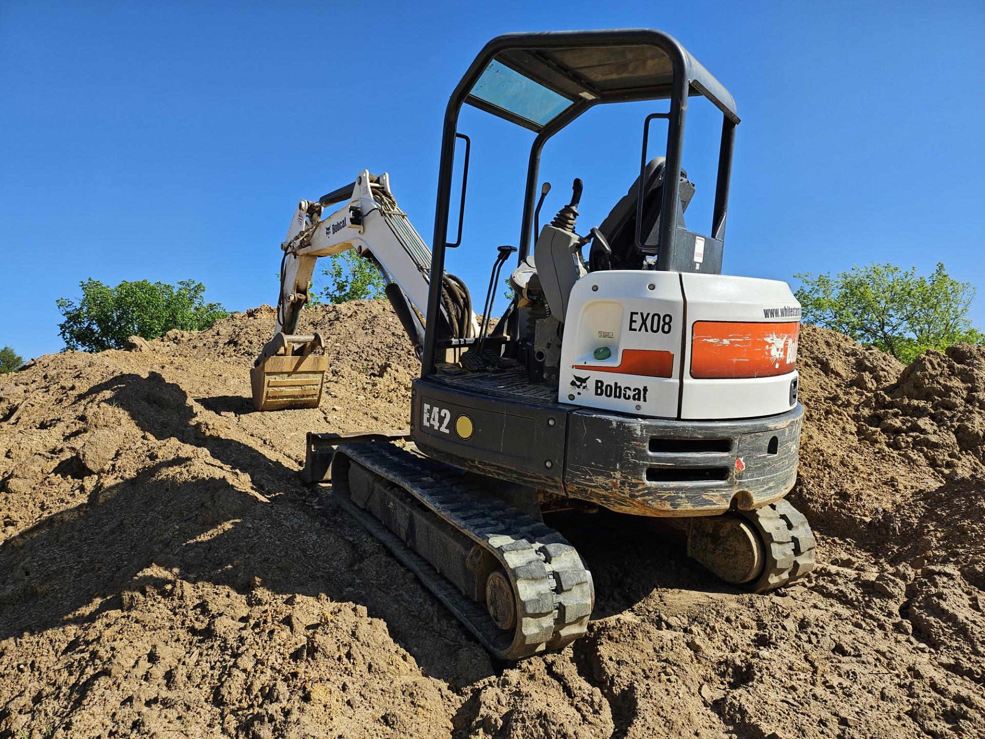 2019 Bobcat E42 Mini Excavator - Image 3