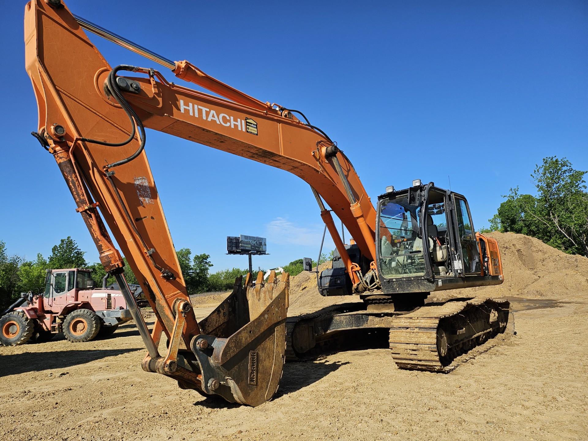 2015 Hitachi ZX250LC-5N