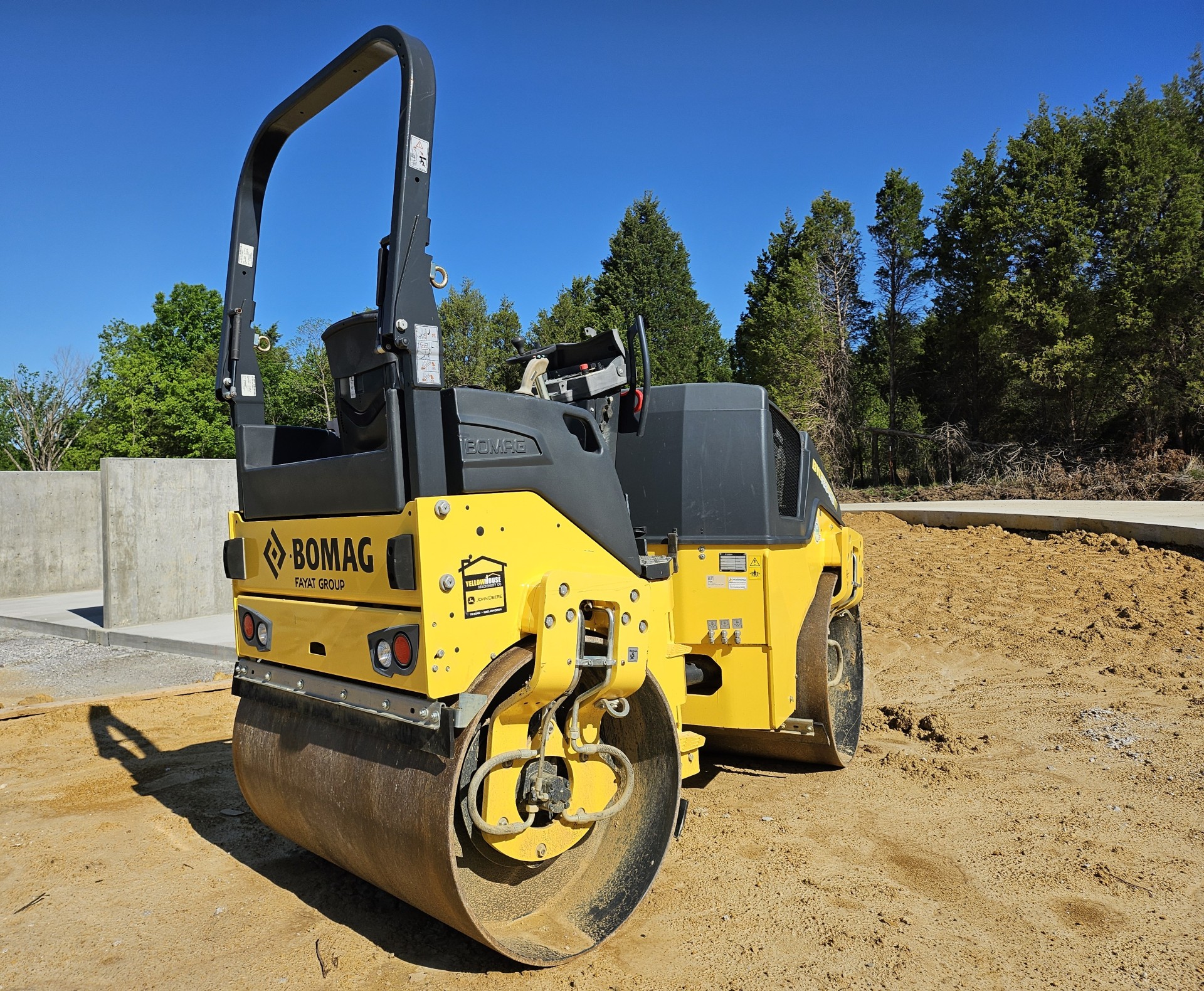2021 Bomag BW 138 AD-5 Double Drum Roller - Image 4