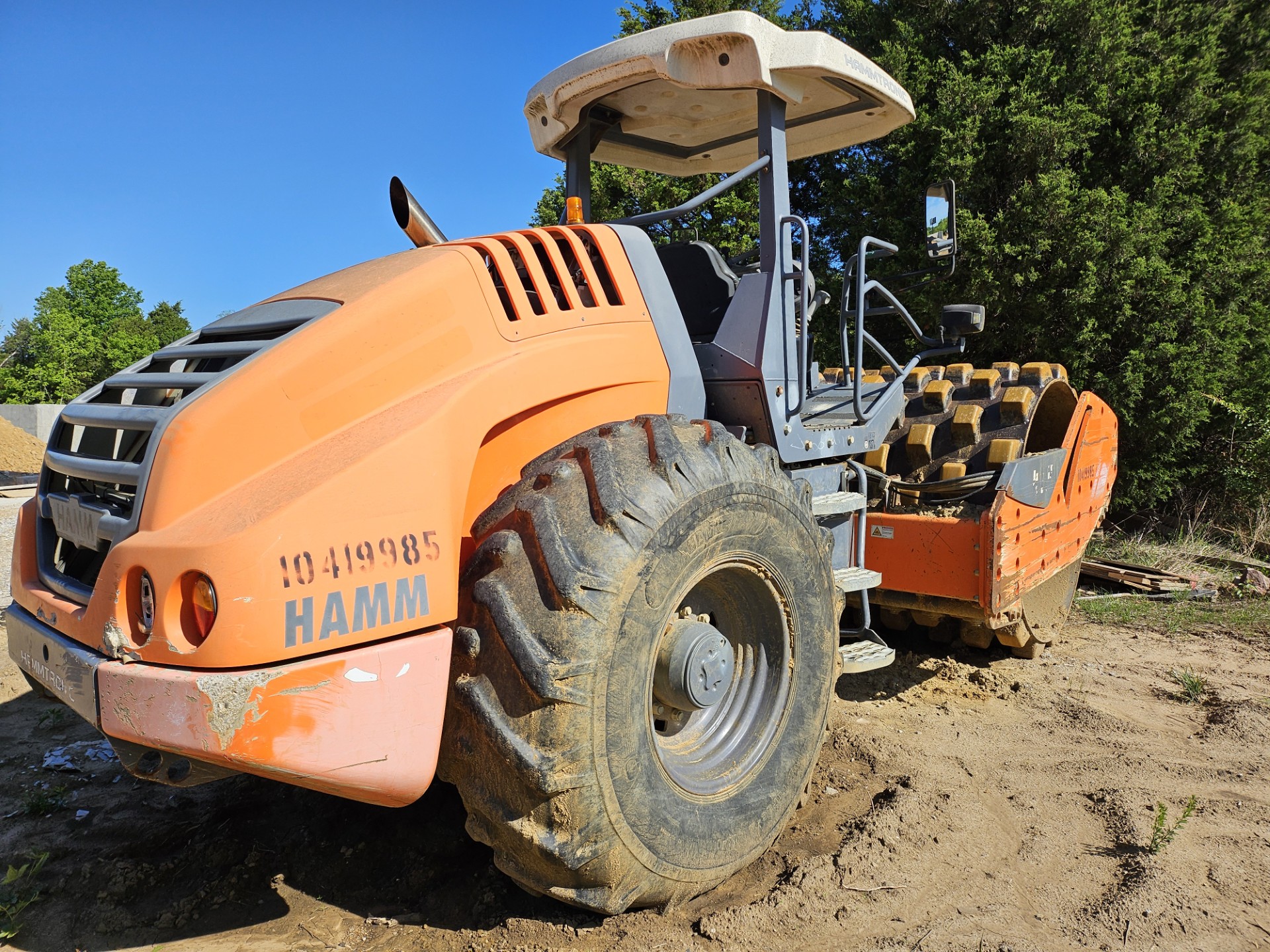 2015 Hamm H11ixP Vibratory Compactor - Image 3