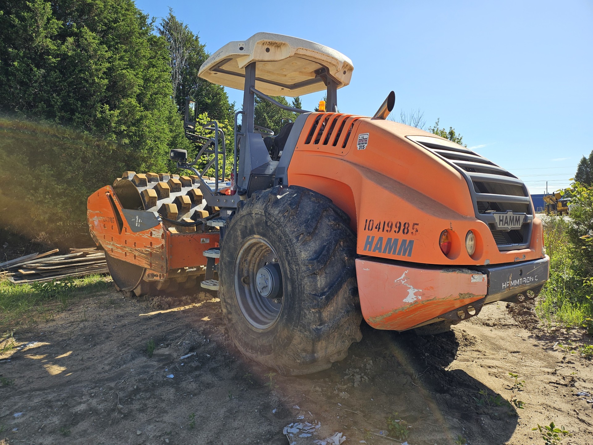 2015 Hamm H11ixP Vibratory Compactor - Image 4