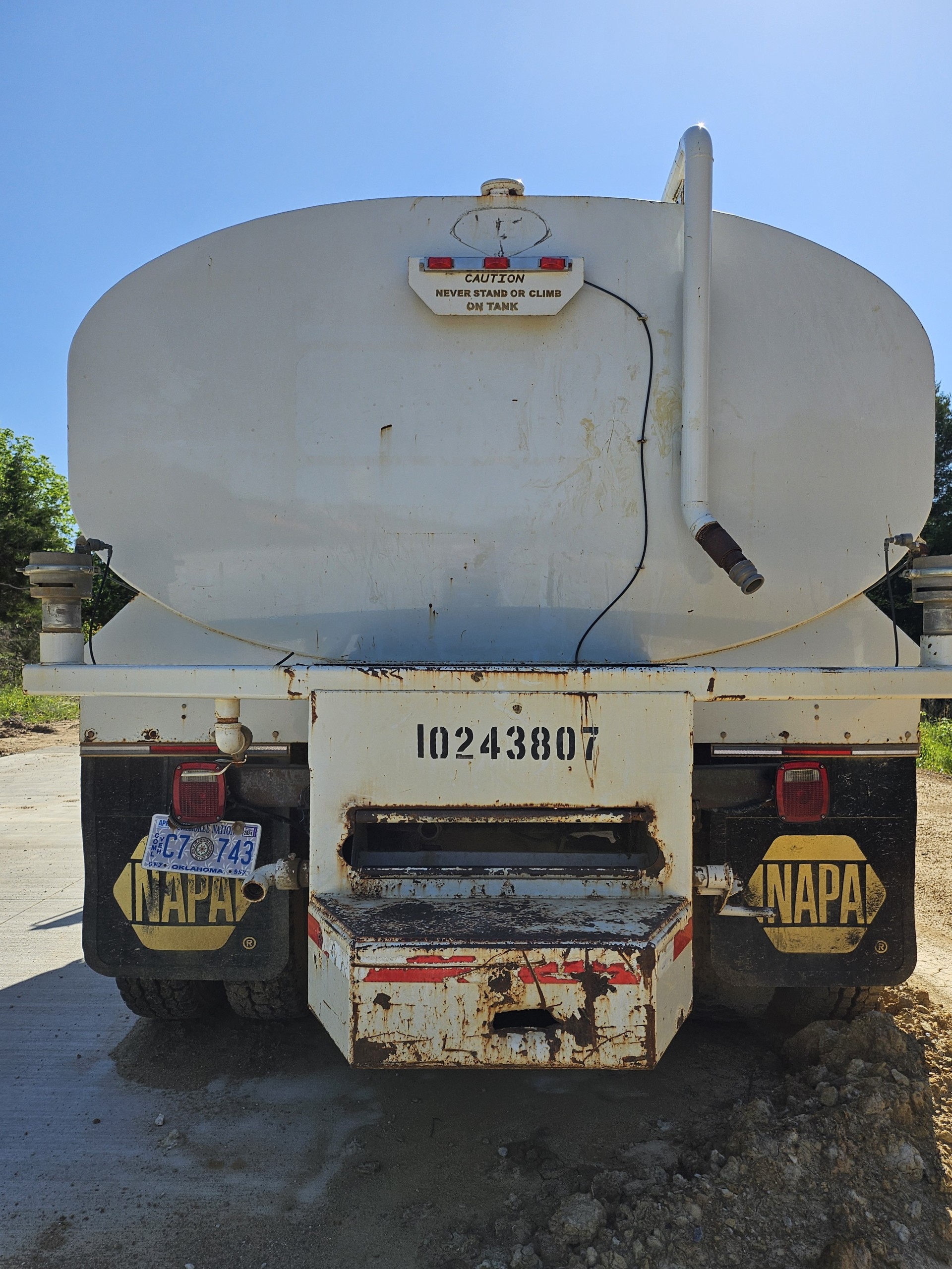 2013 Ford F-750XL Water Truck - Image 5
