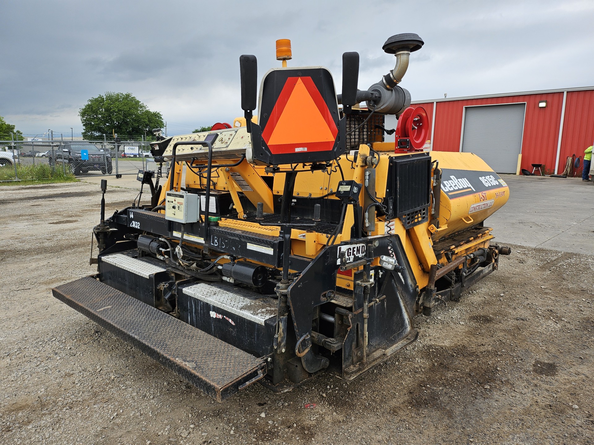 2013 LeeBoy 8515C Asphalt Paver - Image 4