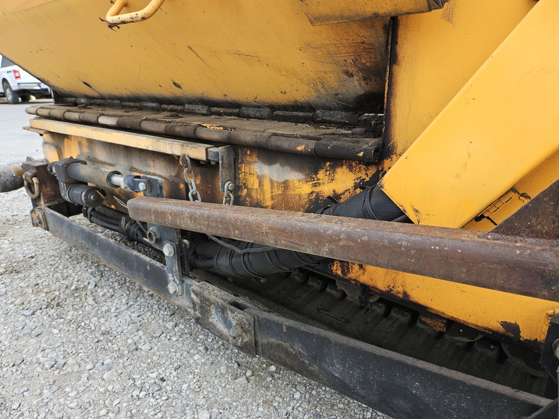 2013 LeeBoy 8515C Asphalt Paver - Image 7