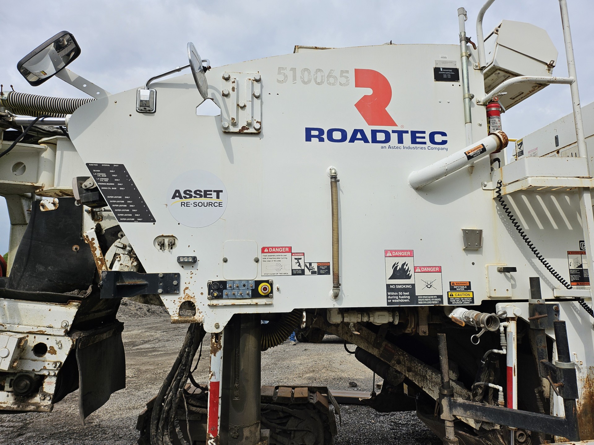 2014 Roadtec RX-600e-4 Cold Planer - Image 6