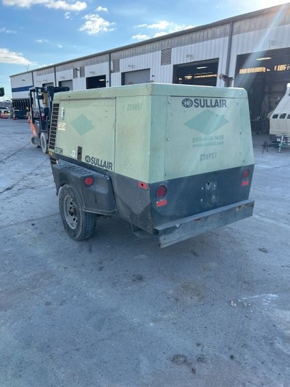 2019 Sullair 375H DPQ-JD3 Portable Air Compressor - Image 3