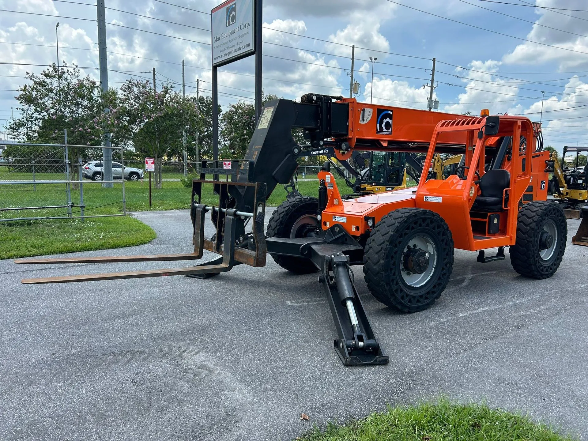2019 JLG/Skytrak 10042 4x4 Telehandler