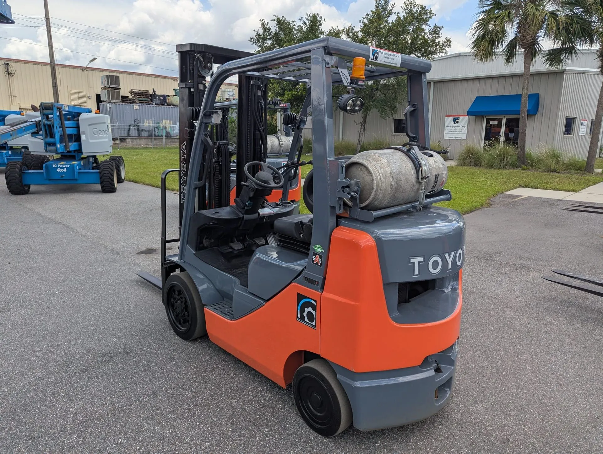 2016 Toyota 8FGCU25 Cushion Tire Forklift - Image 4