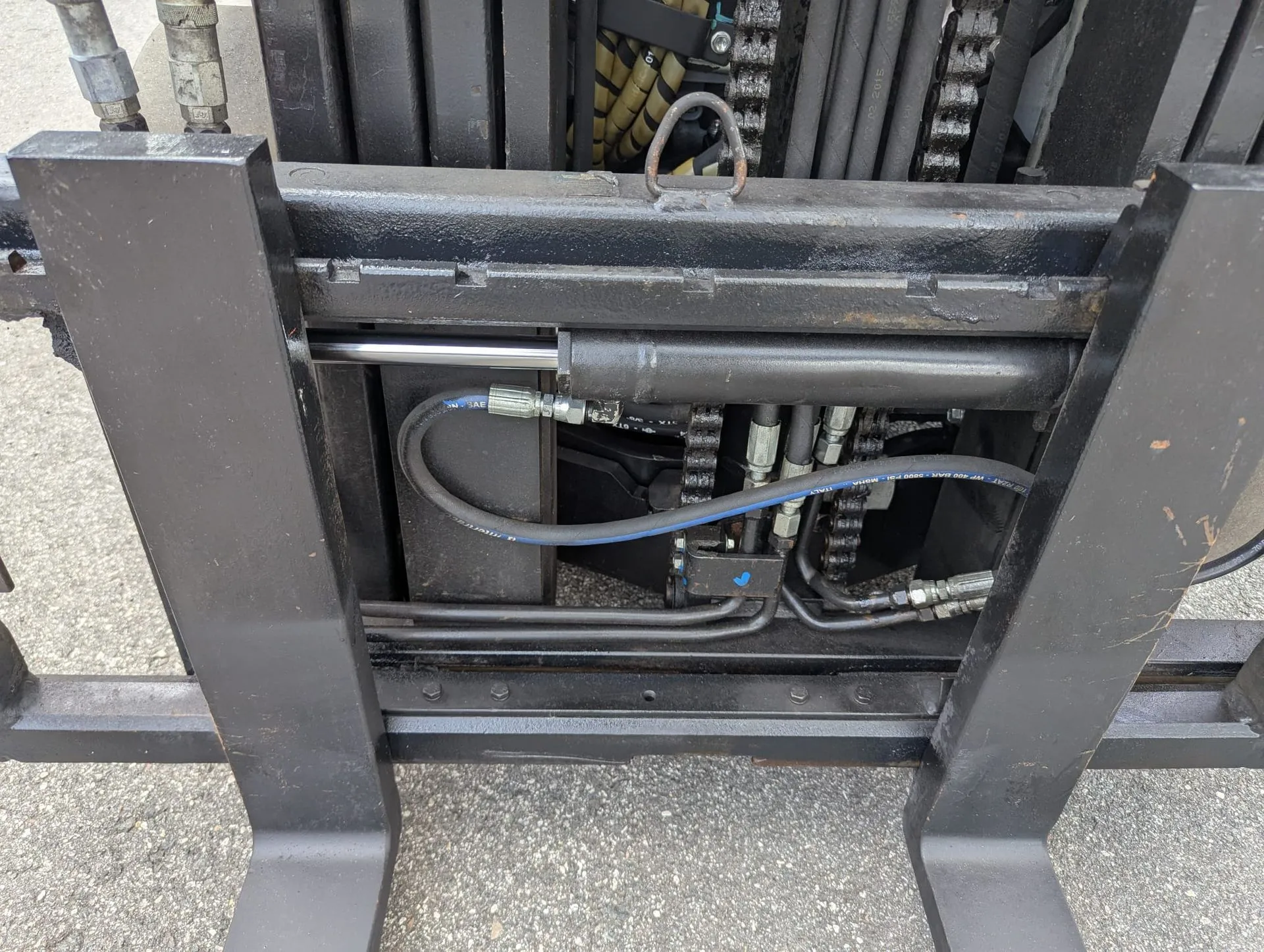 2016 Toyota 8FGCU25 Cushion Tire Forklift - Image 6