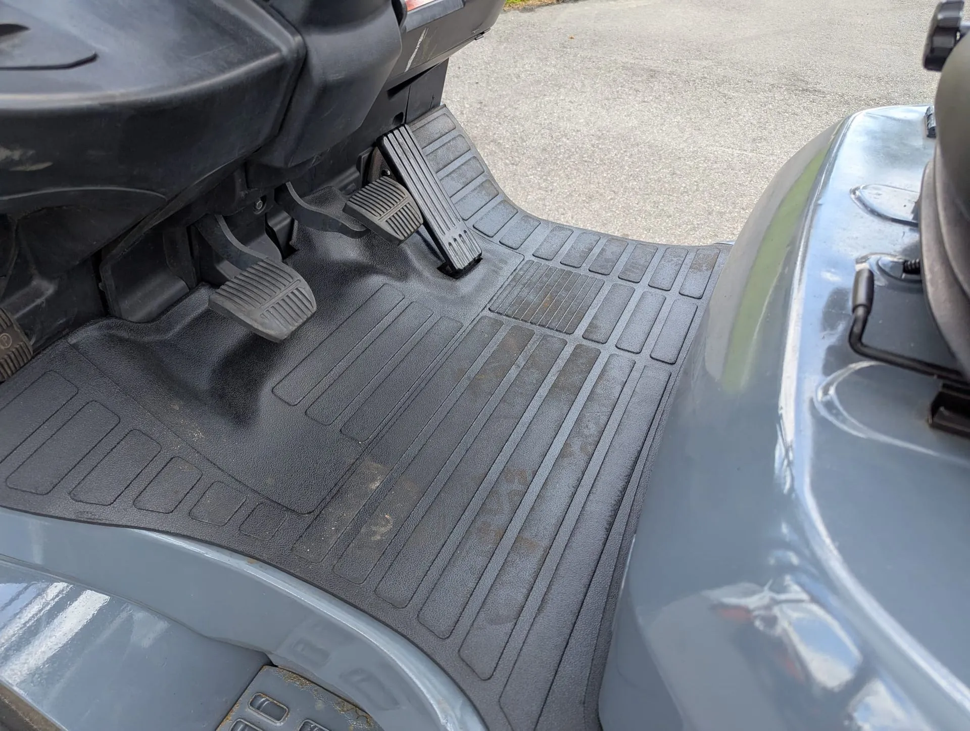 2016 Toyota 8FGCU25 Cushion Tire Forklift - Image 11