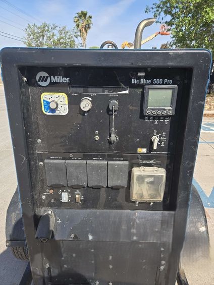 2021 Miller Big Blue 500 Pro Engine-Driven Welder/Generator - Image 5