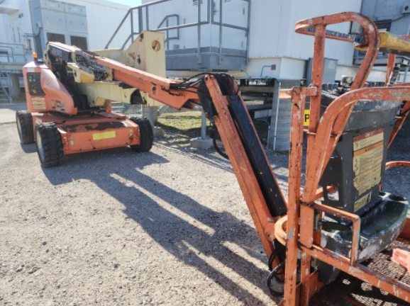 2017 JLG E450AJ Electric Articulating Boom Lift