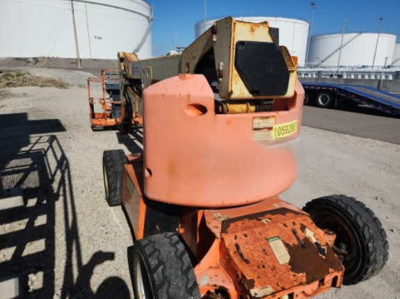 2017 JLG E450AJ Electric Articulating Boom Lift - Image 4