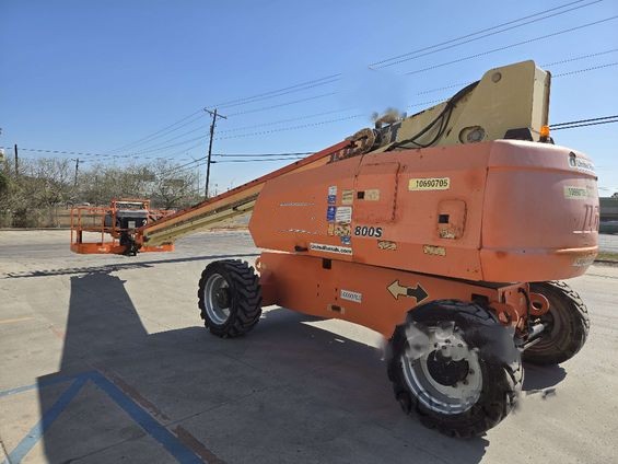 2018 JLG 800S Telescopic Boom Lift