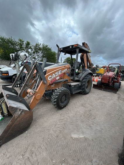 2020 CASE 580N EP Backhoe Loader - Image 4