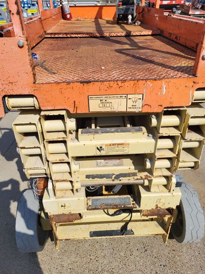 2016 JLG 2646ES Electric Scissor Lift - Image 5